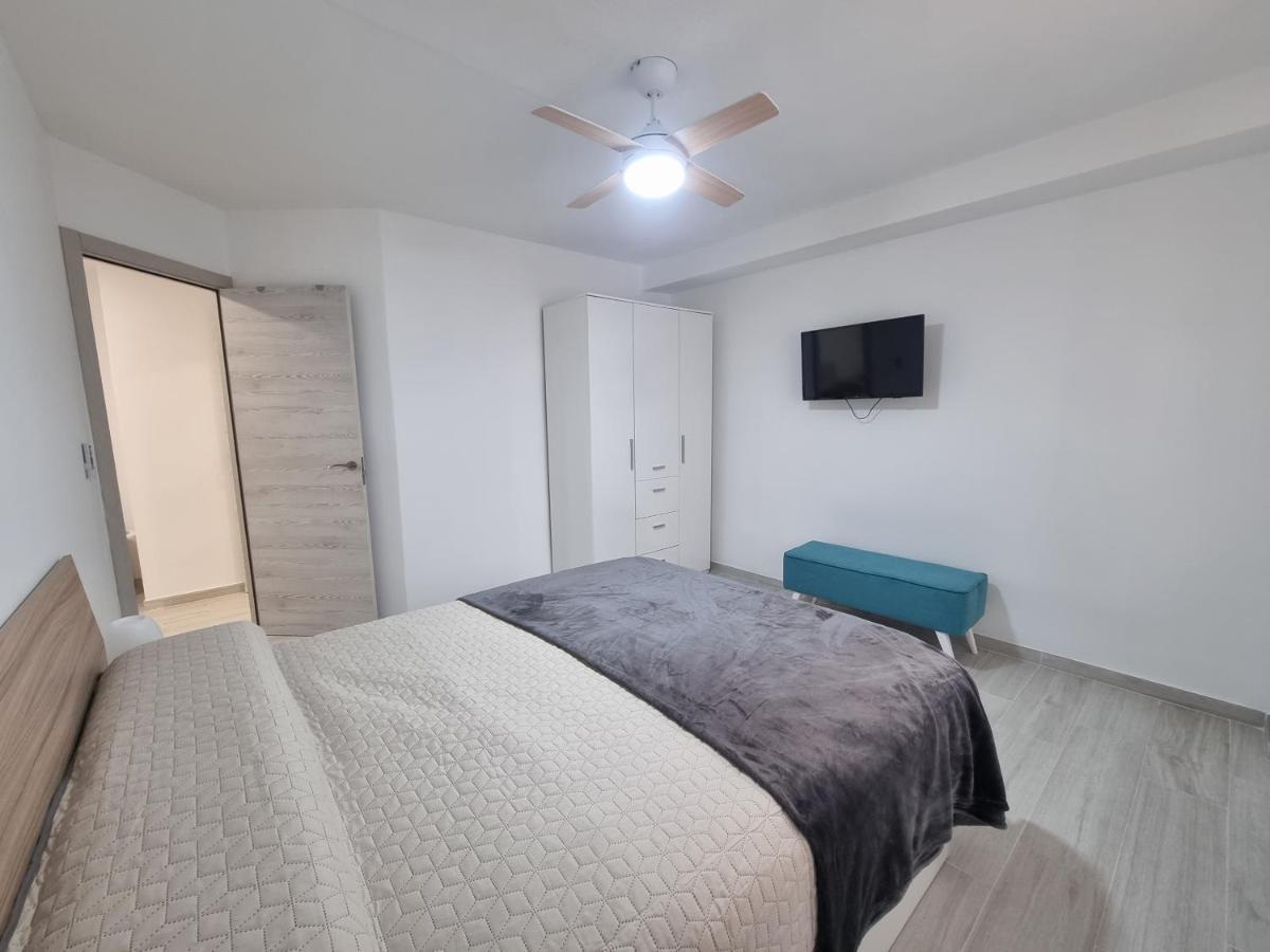 Apartamentos En Denia Frente Al Puerto! Exteriör bild